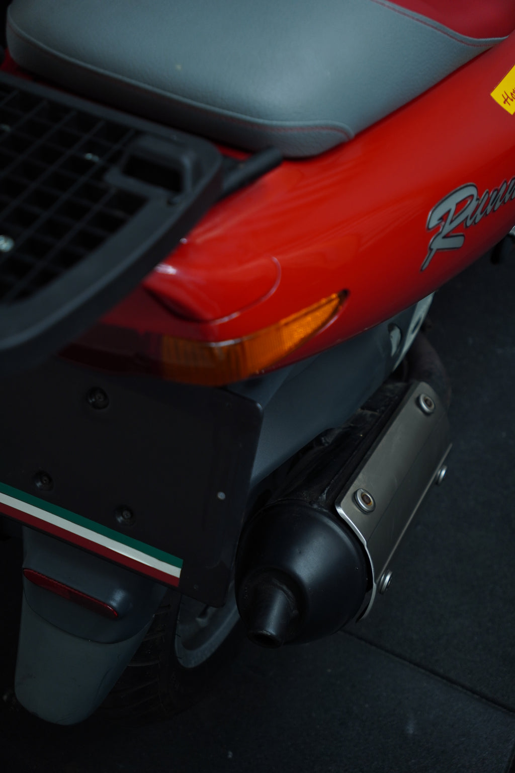 Gilera runner 125cc FX | Duitse papieren